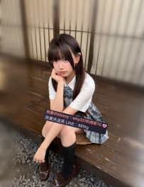 #新進學生妹   小蔥 156cm/40kg/Ccup/19歲       小臉配上櫻桃小嘴  喜歡穿jkf
