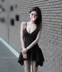 婷婷 165cm 47kg D杯 23歲   精緻的五官 深邃的眼睛讓人印象深刻  她給人一種溫婉的感