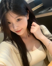 娃娃 158cm 44 D+ 25歲 咪咪大  軟彈手感好  口舌軟  觸感嫩  濕潤度一般