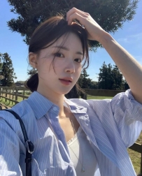 安安 163cm D奶 47kg 22歲    臉蛋清新秀氣，白皙誘人身材#情趣內衣 # 舌吻 ·#很會